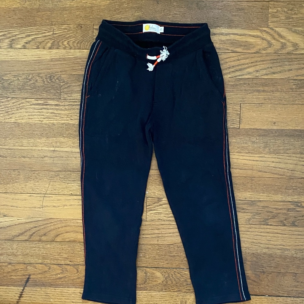 Boden black boys sweatpants size 6